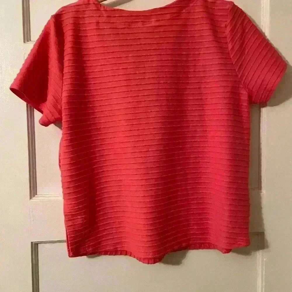 Alfred Dunner short sleeve pullover petite medium cotton|polyester pink top. - Picture 2 of 4